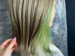 【モデルメニュー】☁️🫧イヤリングカラー(ブリーチ)+トリートメント☁️🫧⚠️補足説明を必ずご確認ください