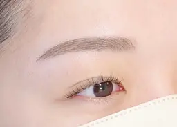 【1月ご予約女性限定🎀】骨格に合わせた眉毛WAX脱毛