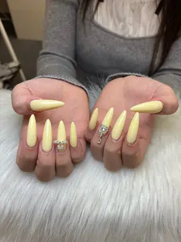 ネイルチップ長さ出し10本➕パーツ2個➕アートやり放題