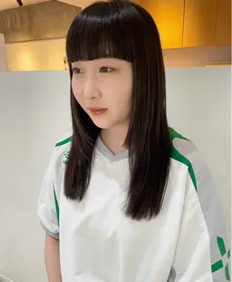 【うねりが強い前髪に】前髪ストレート