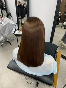 【美髪カラー✨️】うる艶ヘアカラー＋うる艶改善トリートメント🫧🐄✴︎   ※平日20時から限定❗️