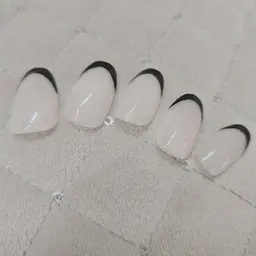 Jr.ネイリスト フレンチ オフ有り