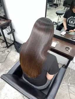 【艶髪になりたい方へ🌟】美髪縮毛矯正✨️＋うる艶トリートメント＋ 毛髪洗浄marbb🫧