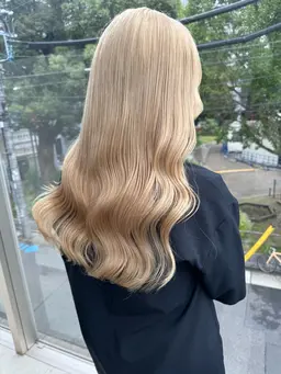 【ハイトーンメニュー🐝】ブリーチ2回＋全体カラー