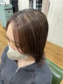 🌟ハイライト（ブリーチ込）➕オンカラー➕トリートメント