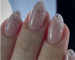 ラメグラデーション『ベース透明』💓初回オフ無料💓　ベースカラー追加の場合➕¥500‼️