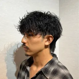 【朝8時~🌞】メンズカット👨🏻‍🦱✂️+パーマ🌀