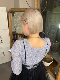 ☪︎ 切りっぱなしボブ＋リタッチ＋カラー＋外部補修付きトリートメント ☪︎