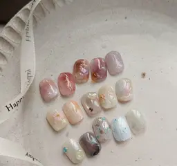🕊淡色ニュアンスネイル