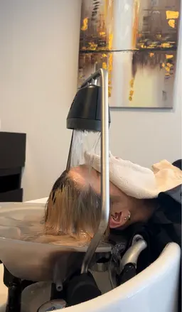 【💥SNSで話題】頭身浴➕10minヘッドスパ