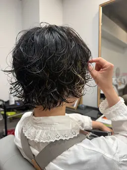 レディース20代30代限定クーポン！！カット＋パーマ夕方からのご案内となります、