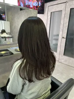ミディアムレイヤーカット (レディース)