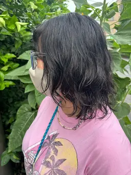 【カットとパーマ】ダメージに合わせて薬を塗り分けてかけるダメージを抑えたデジタルパーマ。カット込みです!