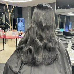 【大人気✨️艶カラー🩷】ワンカラー➕ホリスティックケア