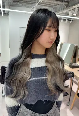 ✨前頭ブリーチに勇気が出ない方✨ 🦋インナーカラー+カット+トリートメント2step🦋