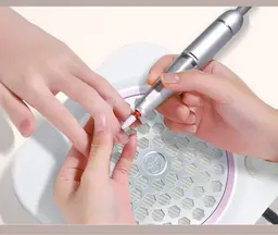 【JR】ソフトジェルオフのみ^ ^ 爪の長さを整える込み¥3500▶️¥2000