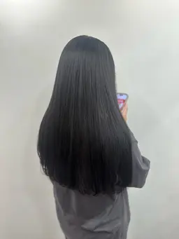one color + treatment