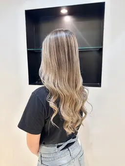 カット+バレイヤージュ【ブリーチ1回】