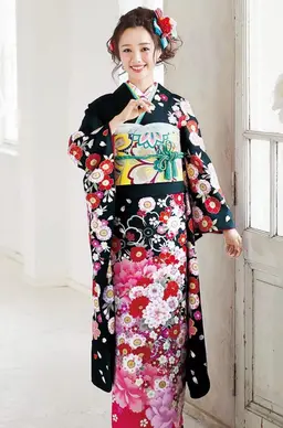 成人式　ヘアセット　着付け　メイクの3点