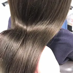 ダメージレスヘアカラー＋似合わせカット