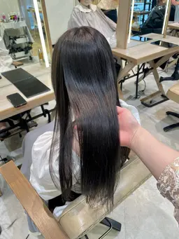 🧴14種類の髪質から厳選できる内部補修‼️こだわる2ブランド（オージュア/システム）トリートメント✨￥1760​〜​