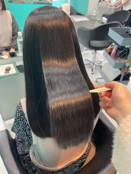 【⭐️ダメージ削減⭐️】🐥カット+縮毛矯正+トリートメント🐥