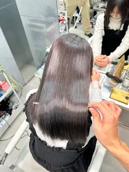 ⭐️クイック髪質改善⭐️【minimo限定】高濃度原液2種ケラチントリートメント🫧髪に必要な栄養素を2種類補います。