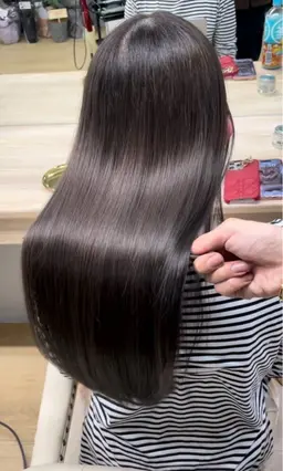 【✨サラツヤ髪質改善✨】エルメストリートメント🫧🤍