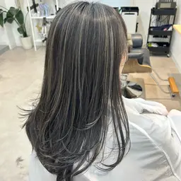 【 人気ℕ𝕠.1 】似合わせカット+ハイライト＋カラー♥ケアブリーチ使用♥＋3ステップ艶トリートメント🍒