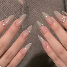 【10本チップ長さ出し💅】4本パーツつけ放題🩵¥12,900