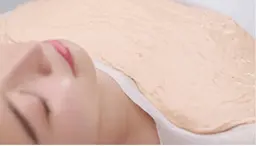 デコルテエステ!リンパを流して老廃物をスッキリ👍デコルテからの明るさでお肌も透明感🆙首・肩のコリも解消👏肌分析付!