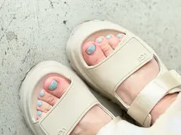 モニター価格【オフ無し限定】フットネイル！ラメワンカラー/ラメグラデ2色可能🙆‍♀️オーロラホロもOK♪フットバス有り
