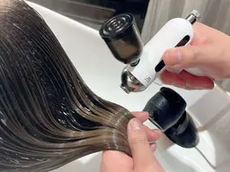 横浜エリア初✨ カット✨ +ヒト幹細胞カラー✨+ヒト幹細胞エアートリートメント🌟