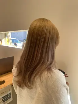 ケアブリーチ×水素美髪カラー＋カットでダメージレスな透明感カラー¥22,000→16,060