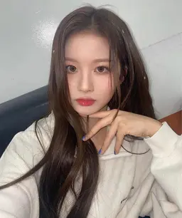 【人気NO.1メニュー】韓ドル風ケアカラー　韓ドル風巻き髪セット込み