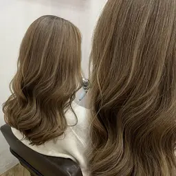 ‎💖脱白髪染め！白髪ぼかしハイライト＋似合わせカット＋うる艶トリートメント‎💖