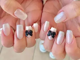 ワンカラーorラメグラデーション💅２色まで使用可⭕️ワンポイントパーツ（有料）追加可⭕️