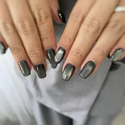 モデル様募集:マグネットネイル💎【オフあり】◎甘皮ケア付き※数あるカラーからお選びいただけます◎