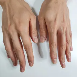 ✨ハンドオフのみ 甘皮ケア込み　シャイナーで艶仕上げ