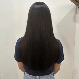 【🍁11月限定クーポン🍁】業界No. 1✨Aujuaトリートメント+ブロー(シャンプー込)