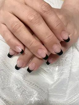 【オフ無し】フレンチネイル