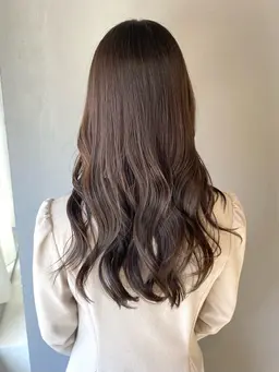 【早い者勝ち‼️】カラー+シルクトリートメント🫧 (ロング料金無し)暖色カラーも⭕️残り1名様