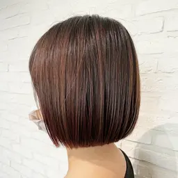 【ショートカットで大人可愛く❕🍀】【10月限定！】ショートカット➕Aujuaトリートメント✂️