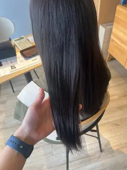 量感を整えるメンテナンスカット