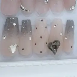 【1名様限定】プレミアム定額(ソフトジェルオフあり限定)ラメグラデーション×キルティングデザイン🤍(カラー変更可能)