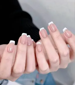 かラーフレンチ