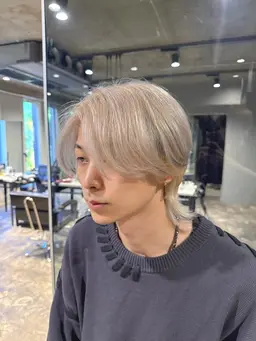 🩵メンズブリーチ+透明感カラー+1ステップトリートメント付き🧚♂️カット+2200円