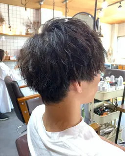 men'sパーマ＋カット(パーマは波巻きかシャドウパーマ・フェザーパーマ限定・現金のみのお支払いになります)