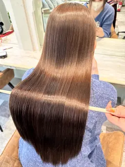 【水曜日2名様限定クーポン🉐】カット💇‍♀️＋美髪縮毛矯正＋1step髪質改善トリートメント