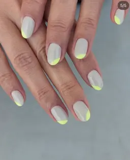 ニュアンスネイル